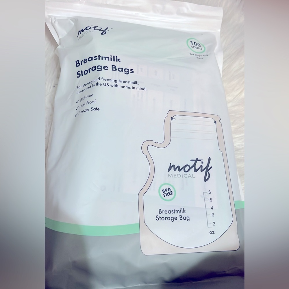 Motif Breastmilk Storage Bags